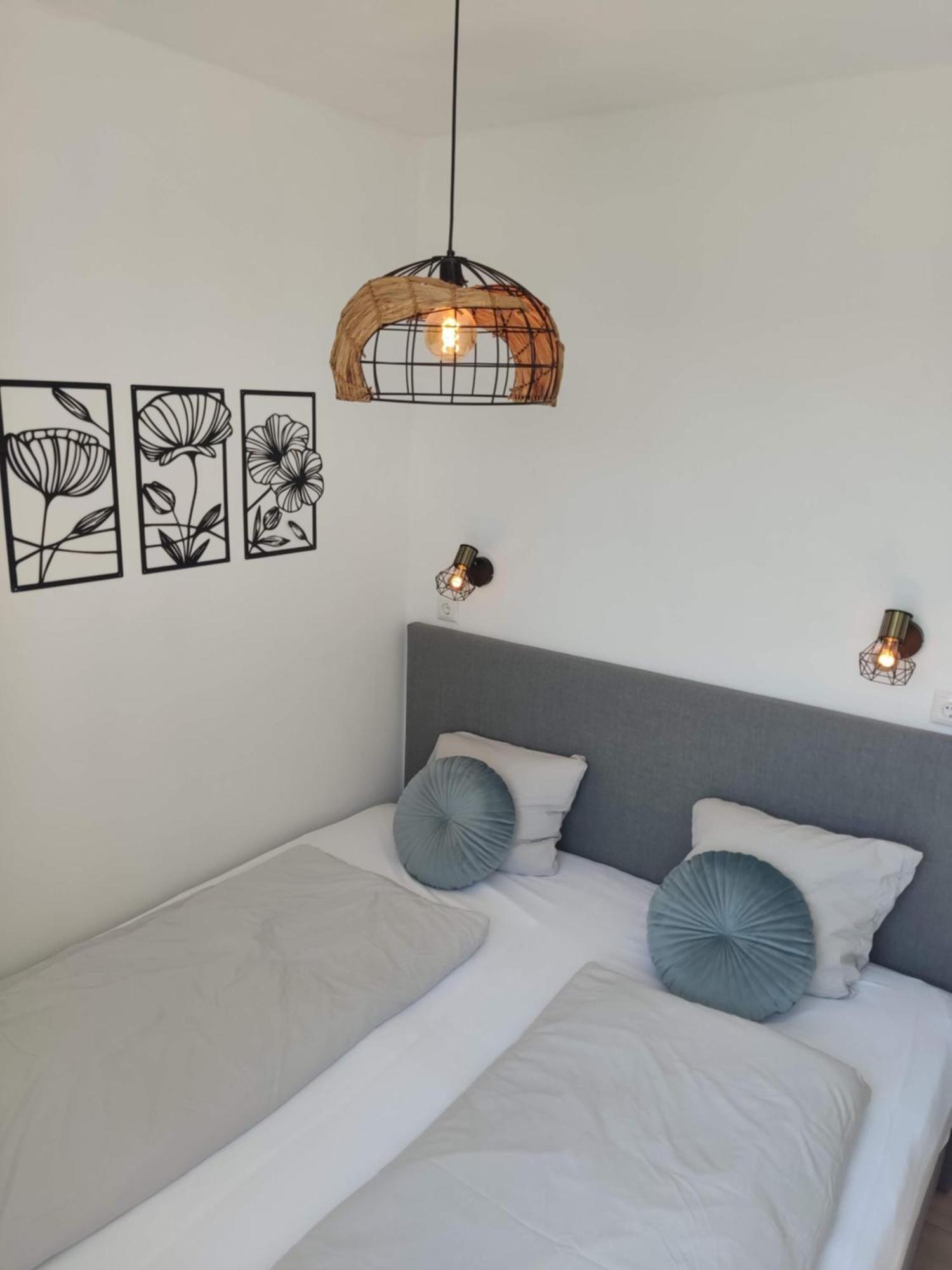 Ferienwohnung Enzian - Naehe Kapellplatz - Oeffentlicher Parkplatz - Aufzug 阿尔多廷 外观 照片